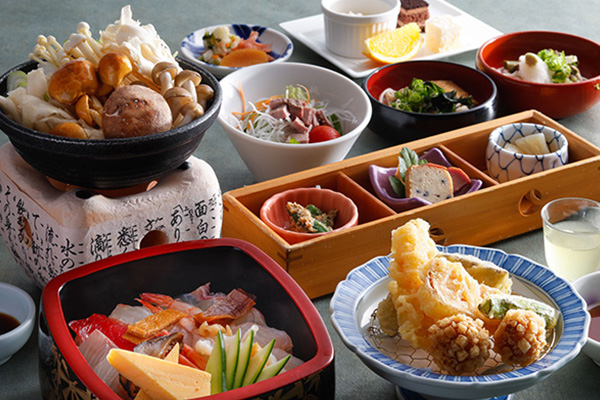 日本料理　緑亭