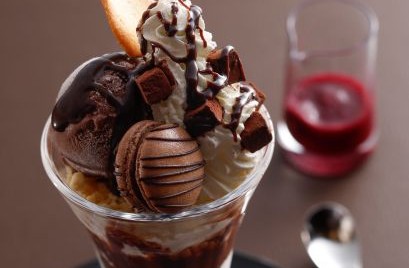 チョコレートパフェ