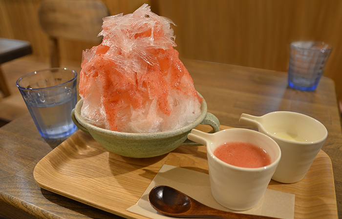 Hida Oiya Fresh Strawberry Shaved Ice