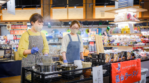 ホテルオリジナル高山らーめん試食販売