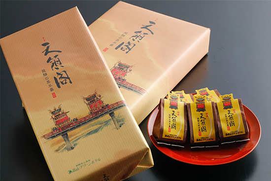 天領閣 栗羊羹