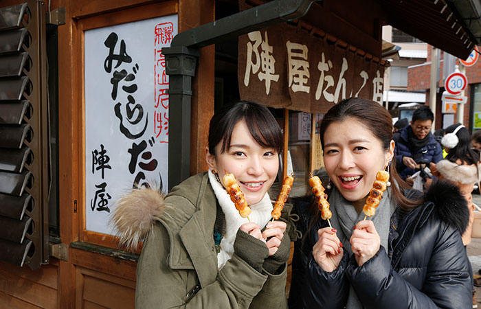 レトロな景観や宮川の自然風景が楽しめる♪飛騨高山 古い町並み周辺 食べ歩き7選