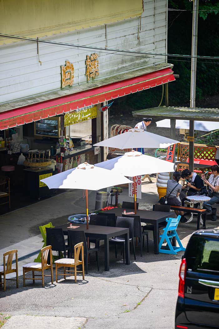 施設内のお土産店