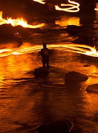 清流馬瀬川の伝統漁法「火ぶり漁」