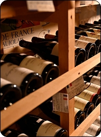 飛騨の冷涼な景色が思い浮かぶワイン「飛騨高山ワインアポセカリー」